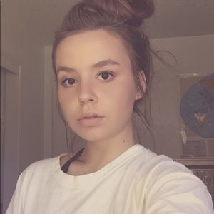 Meet your Posher, Clare